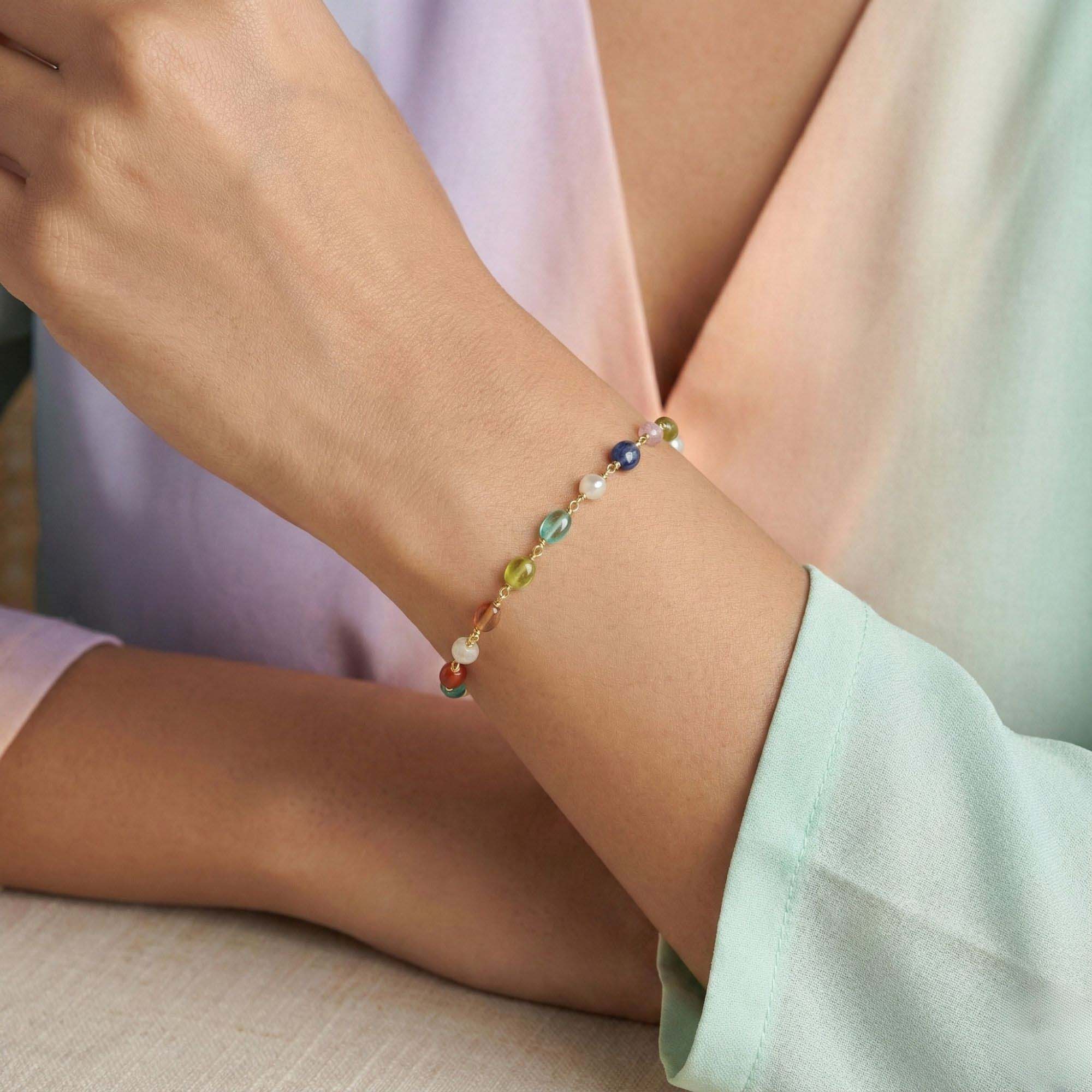Navratna (Navaratna) Bracelet B08 for Women in 18K Yellow Gold thumbnail