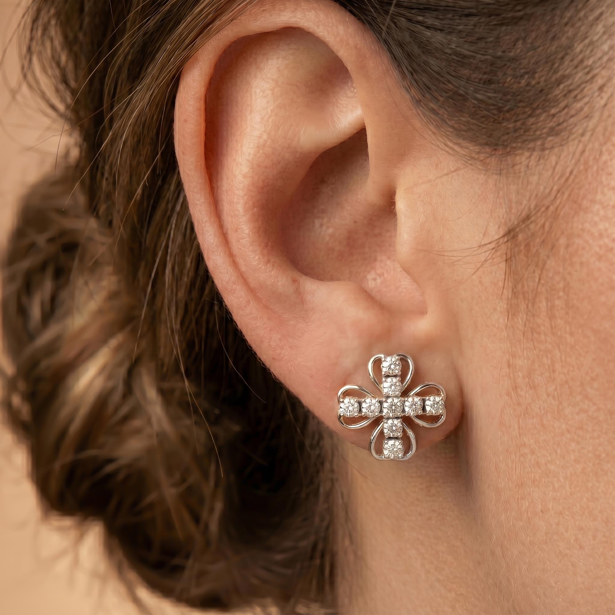 Tops Earring in 18K White Gold with Lab grown diamond thumbnail