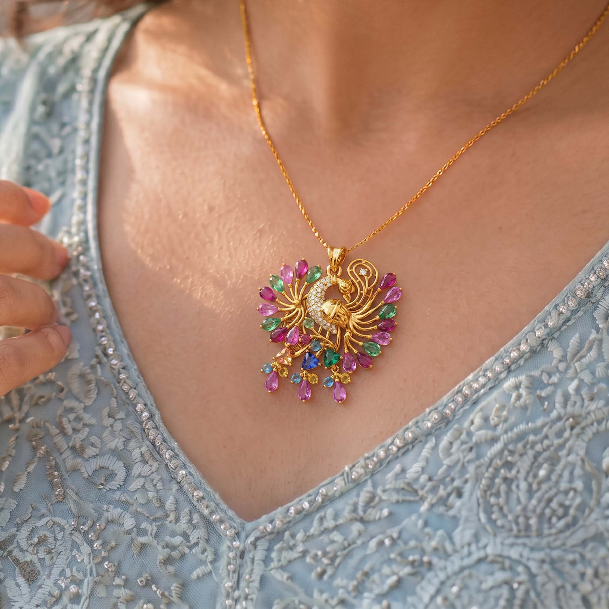 Set Diamond Pendant in 22K Yellow Gold with Lab grown diamond thumbnail