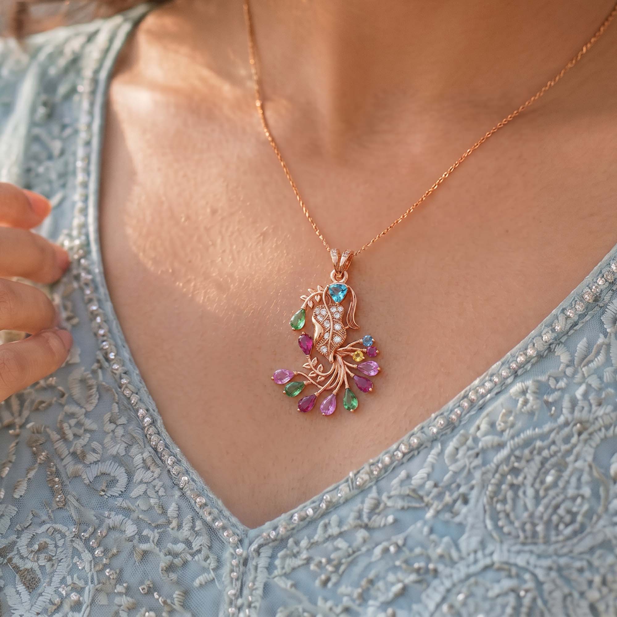 Set Diamond Pendant in 18K Rose Gold with Lab grown diamond thumbnail