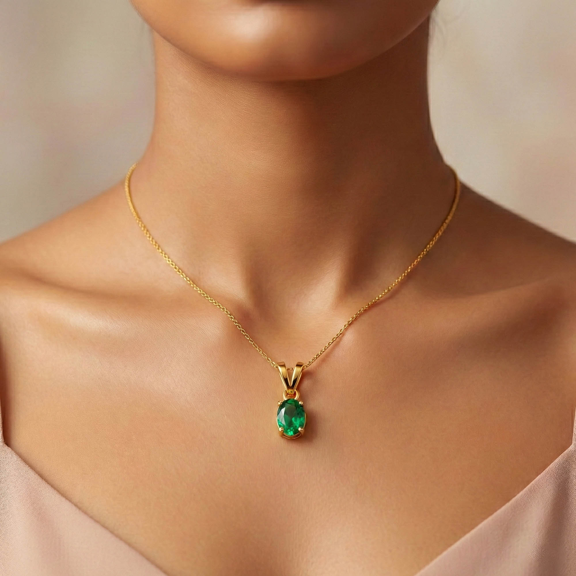Emerald (Panna) Pendant in 22K Yellow Gold – Oval 8x6 mm, Prong Setting, 1 g (Design K1-5) thumbnail