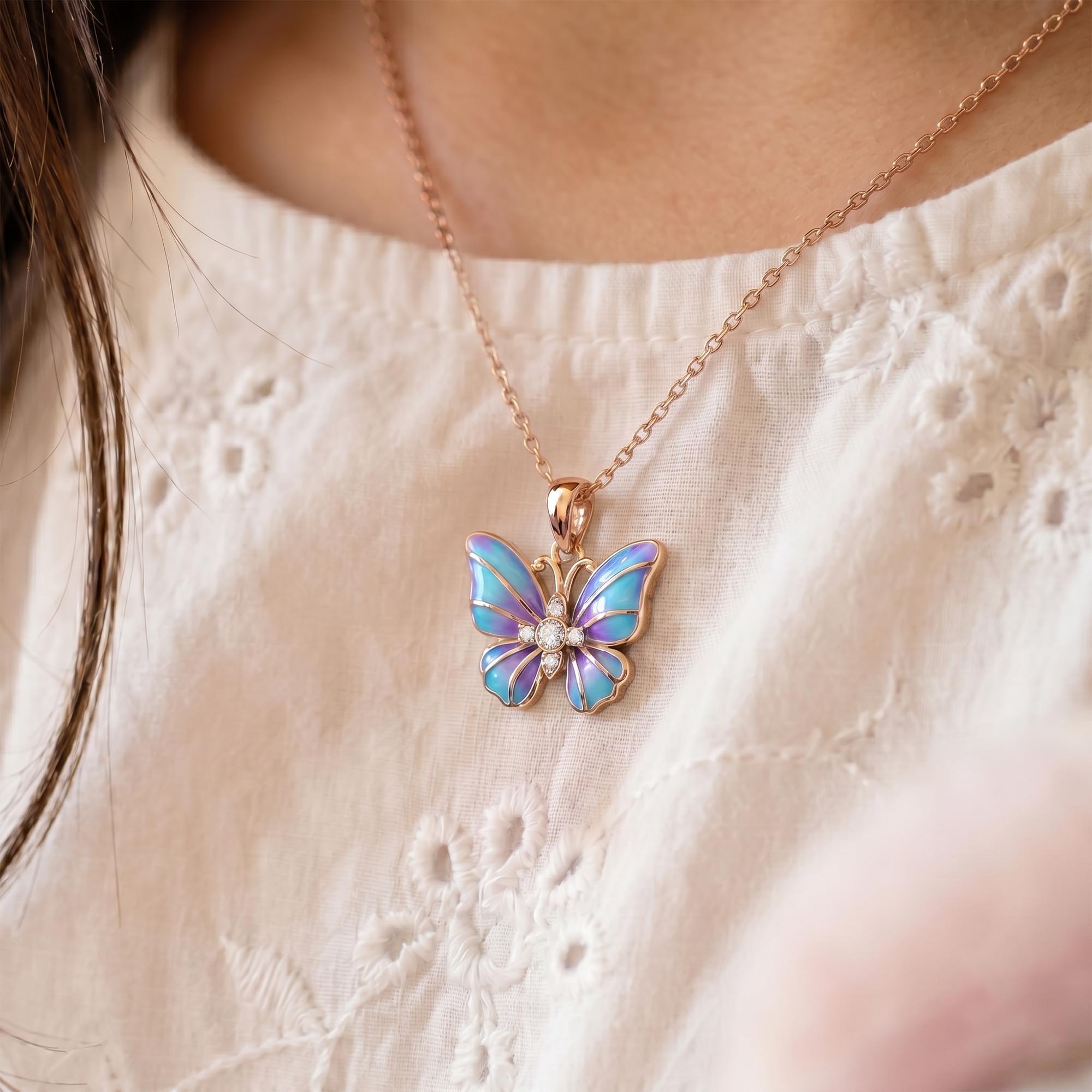 Kids Pendant in 18K Rose Gold with Lab grown diamond thumbnail