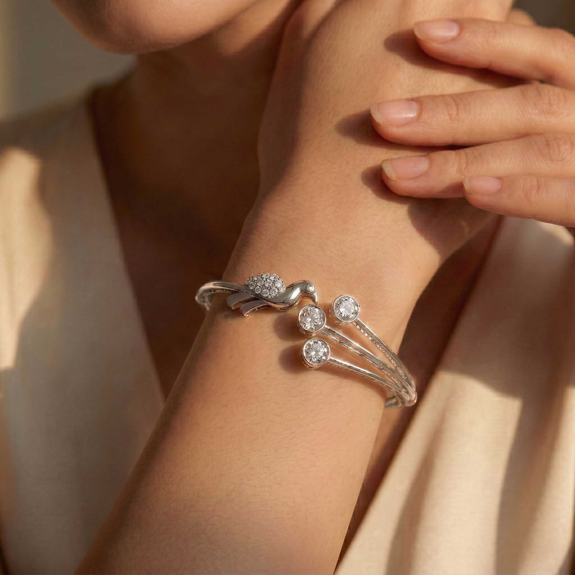 Diamond Bangle in 18K White Gold with Lab grown diamond thumbnail