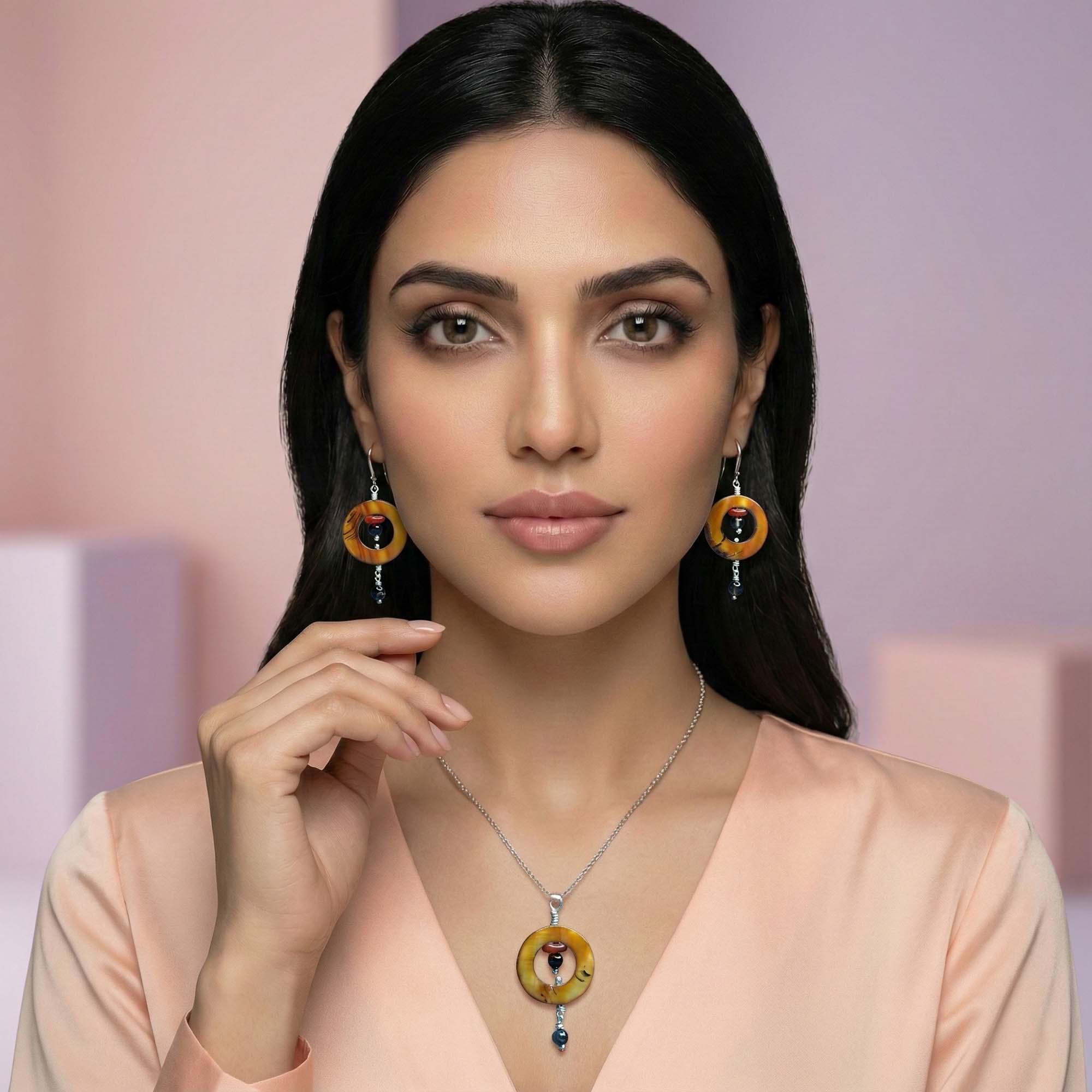 Mother of Pearl with Aqeeq Earrings with Pendant Set in Silver (Design K3-11) thumbnail