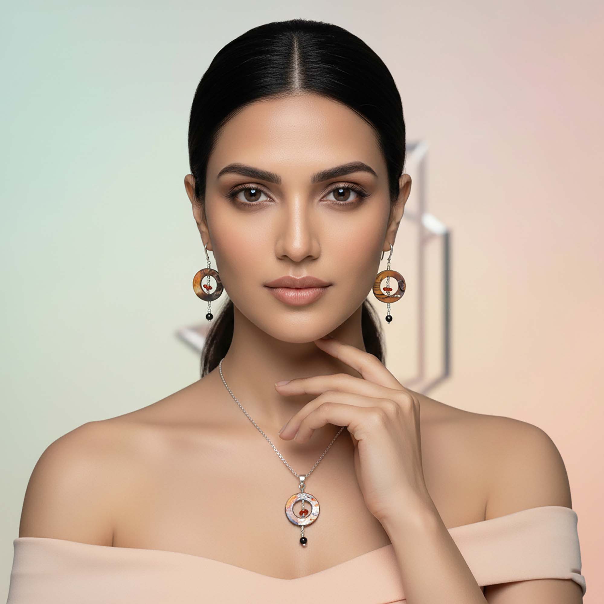 Mother of Pearl with Aqeeq Earrings with Pendant Set in Silver (Design K3-61) thumbnail