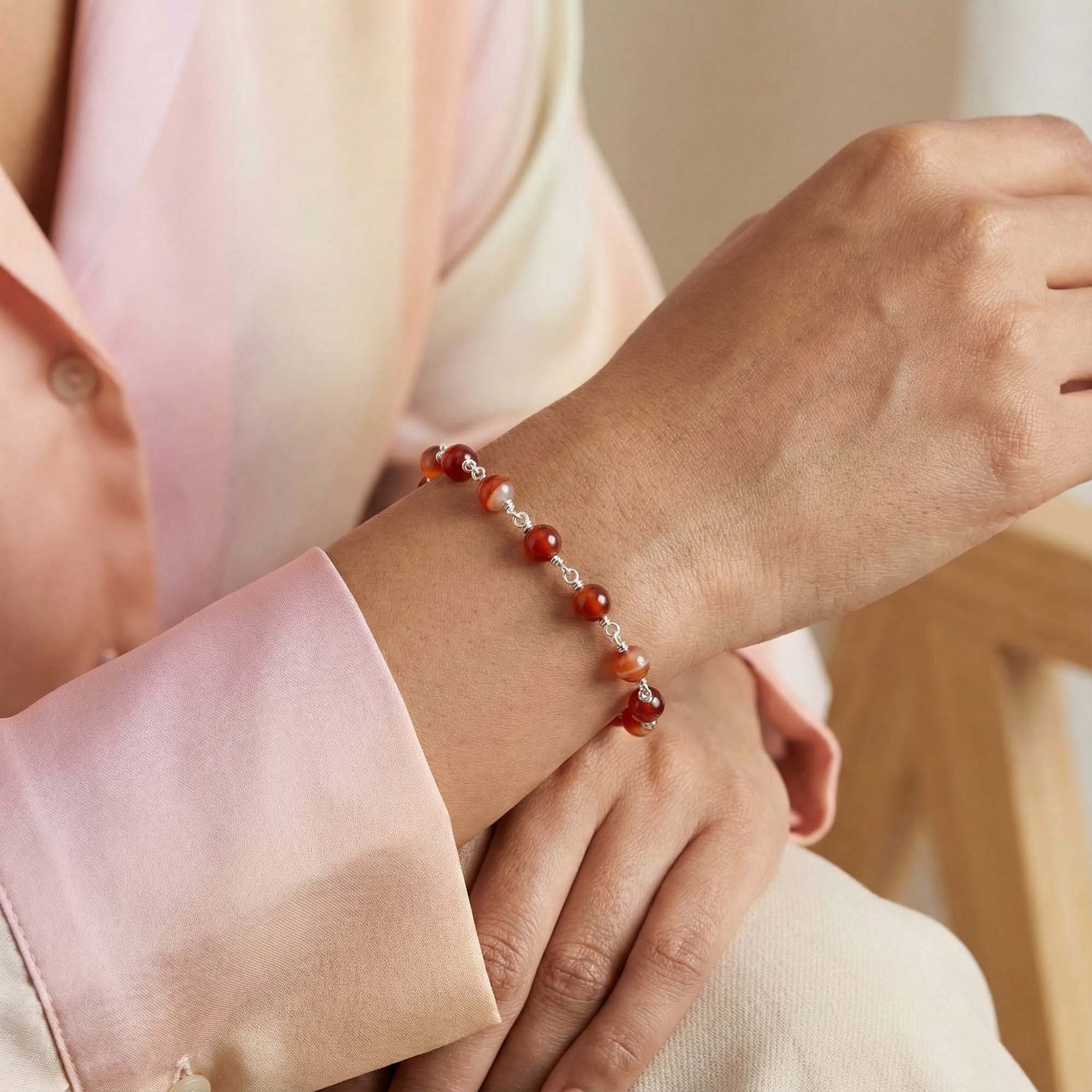 Aqeeq Round Beads Handmade Bracelet in Silver (Design K3-129) thumbnail