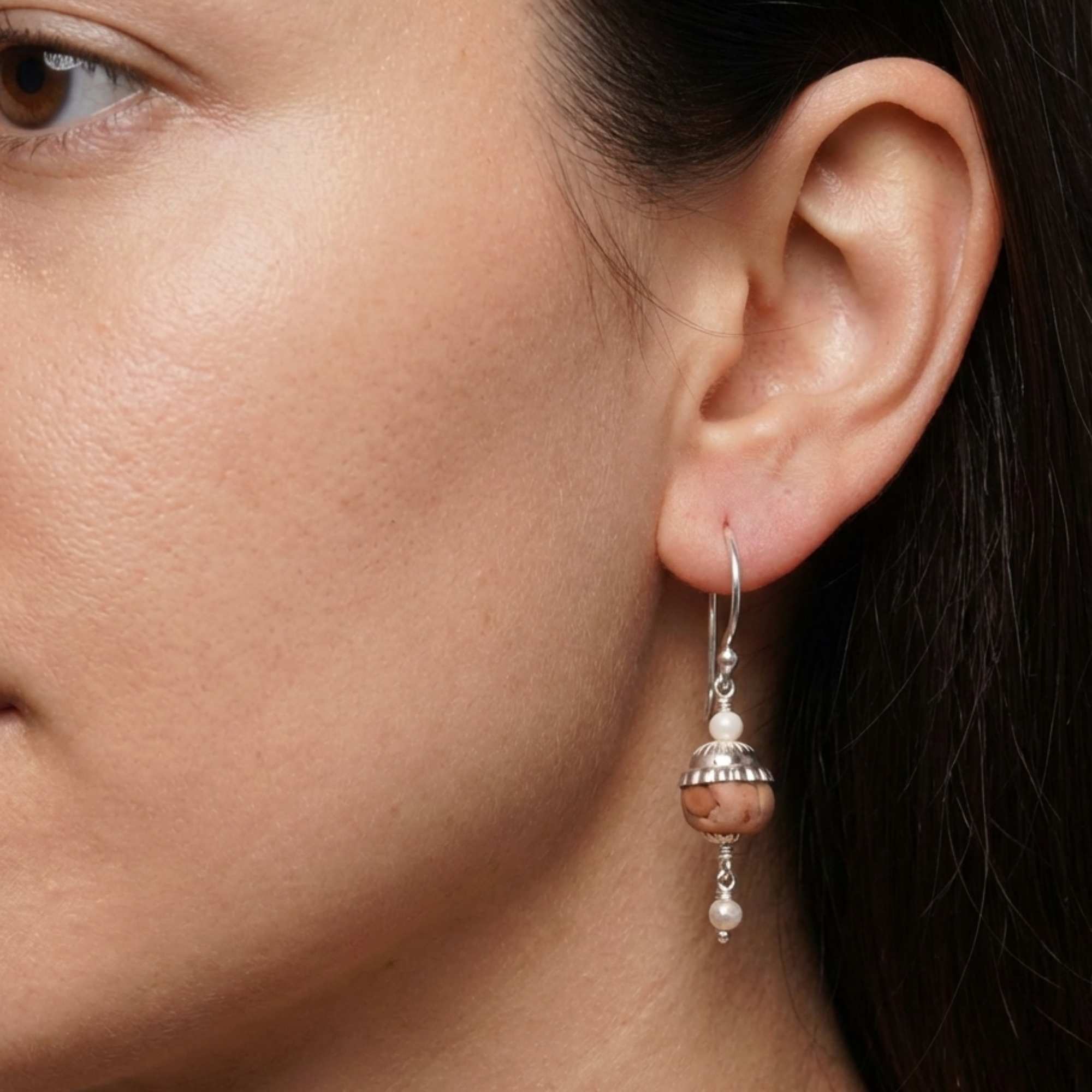 Silver Earing with Coral and Freshwater Pearl – Earrings (Design K4-97) thumbnail
