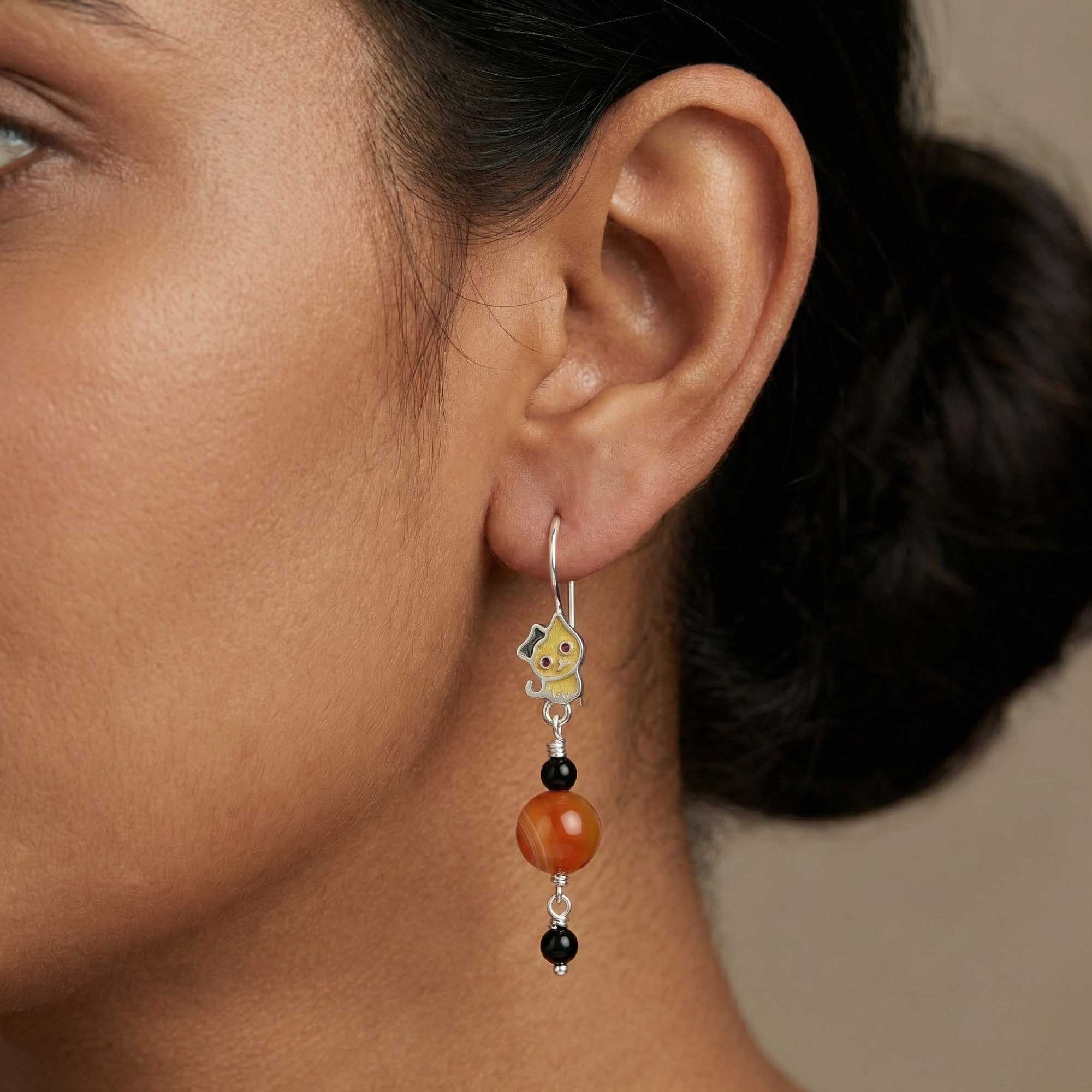 Silver Earrings with Aqeeq and Natural Beads (Design K5-35) thumbnail