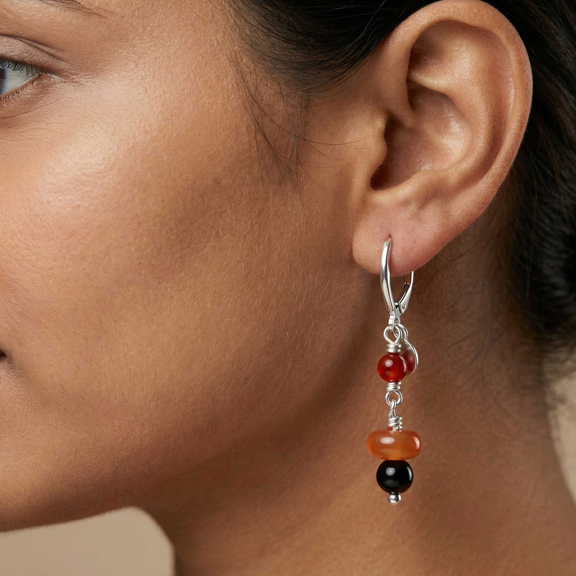 Silver Earrings with Aqeeq and Natural Beads (Design K5-47) thumbnail