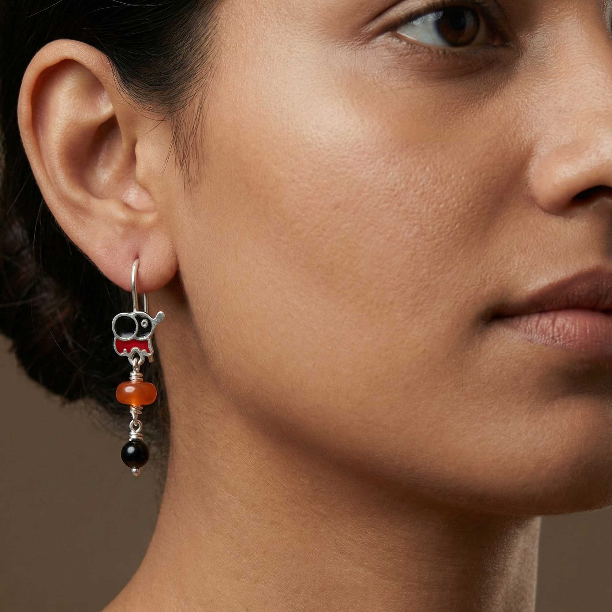Silver Earrings with Aqeeq and Natural Beads (Design K5-77) thumbnail