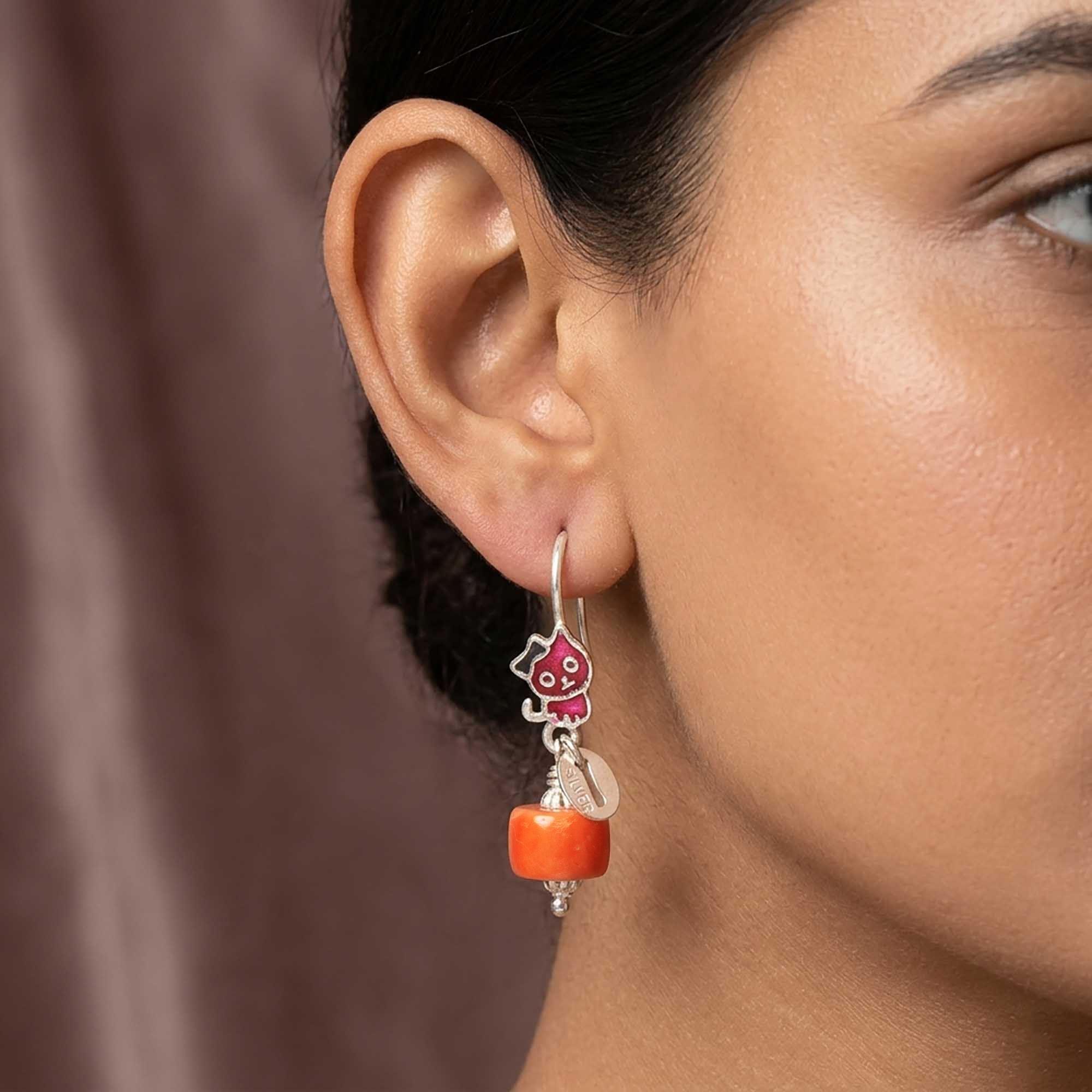 Silver Earrings with Coral (Design K5-95) thumbnail