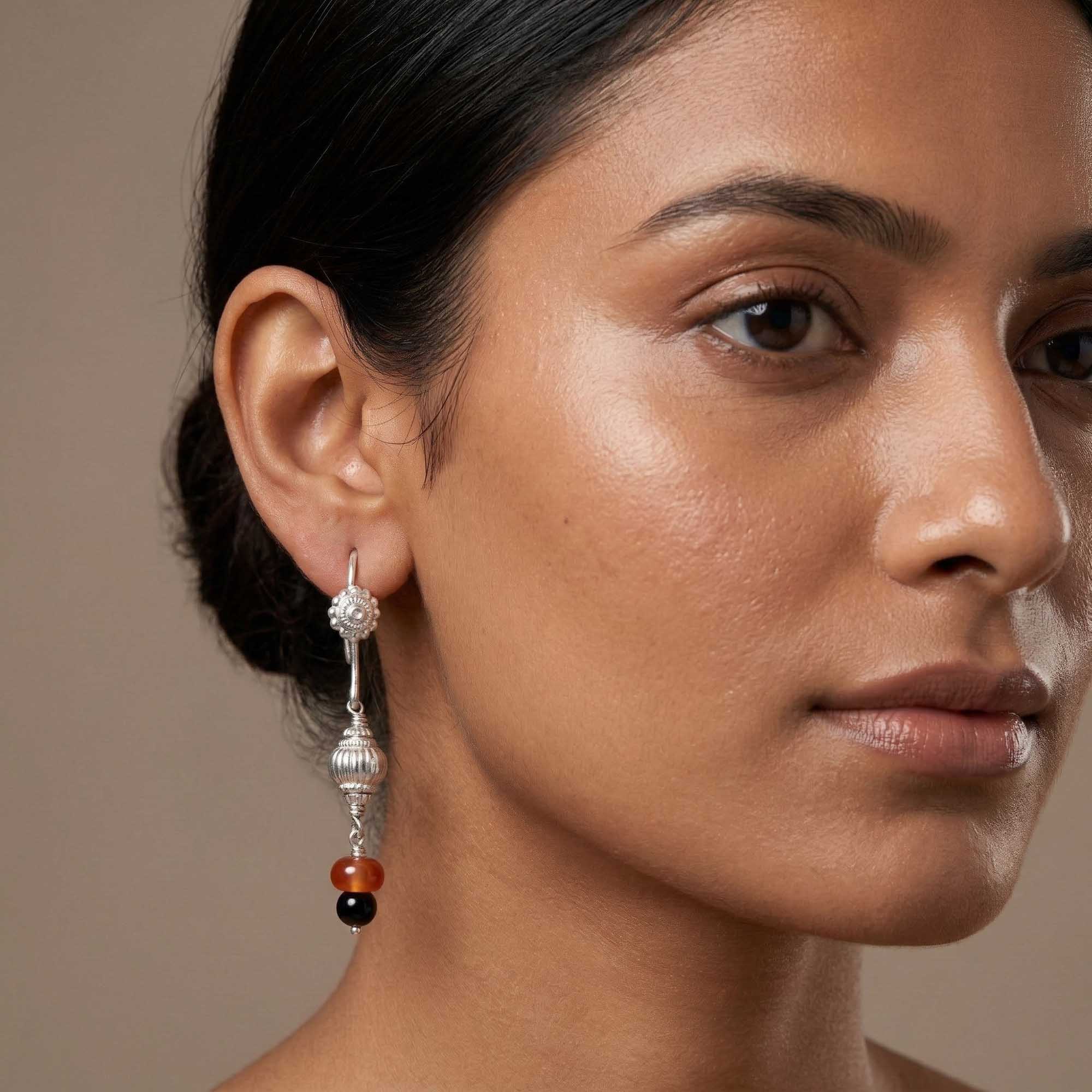 Silver Earrings with Aqeeq and Natural Beads (Design K5-207) thumbnail