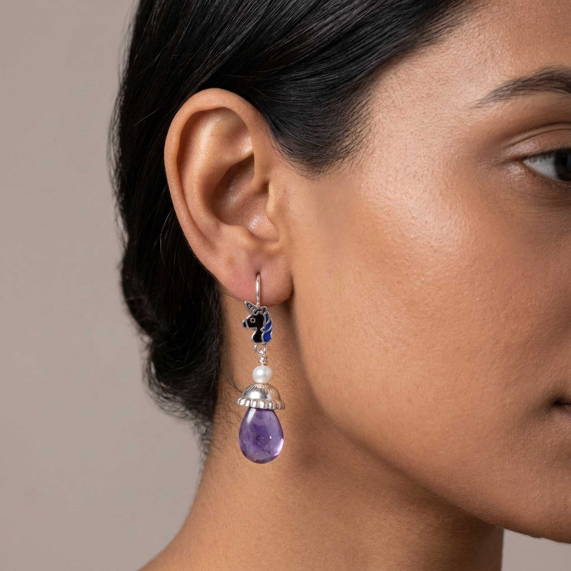Silver Earrings with Amethyst and Pearl (Design K5-217) thumbnail