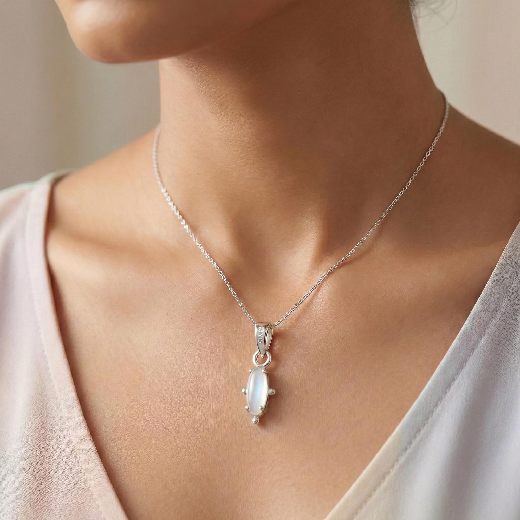 Moonstone Pendant in Silver (Design K5-166) thumbnail