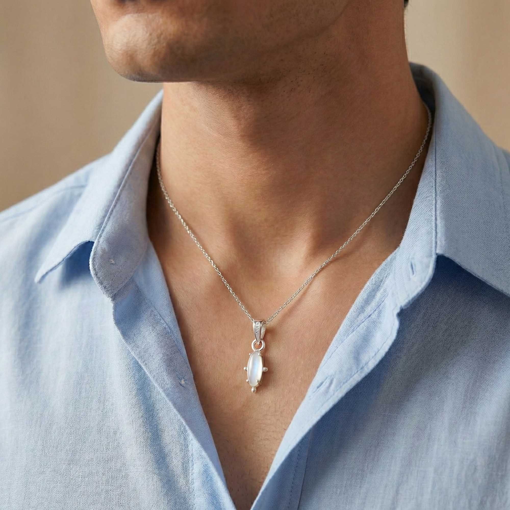 Moonstone Pendant in Silver (Design K5-166) thumbnail