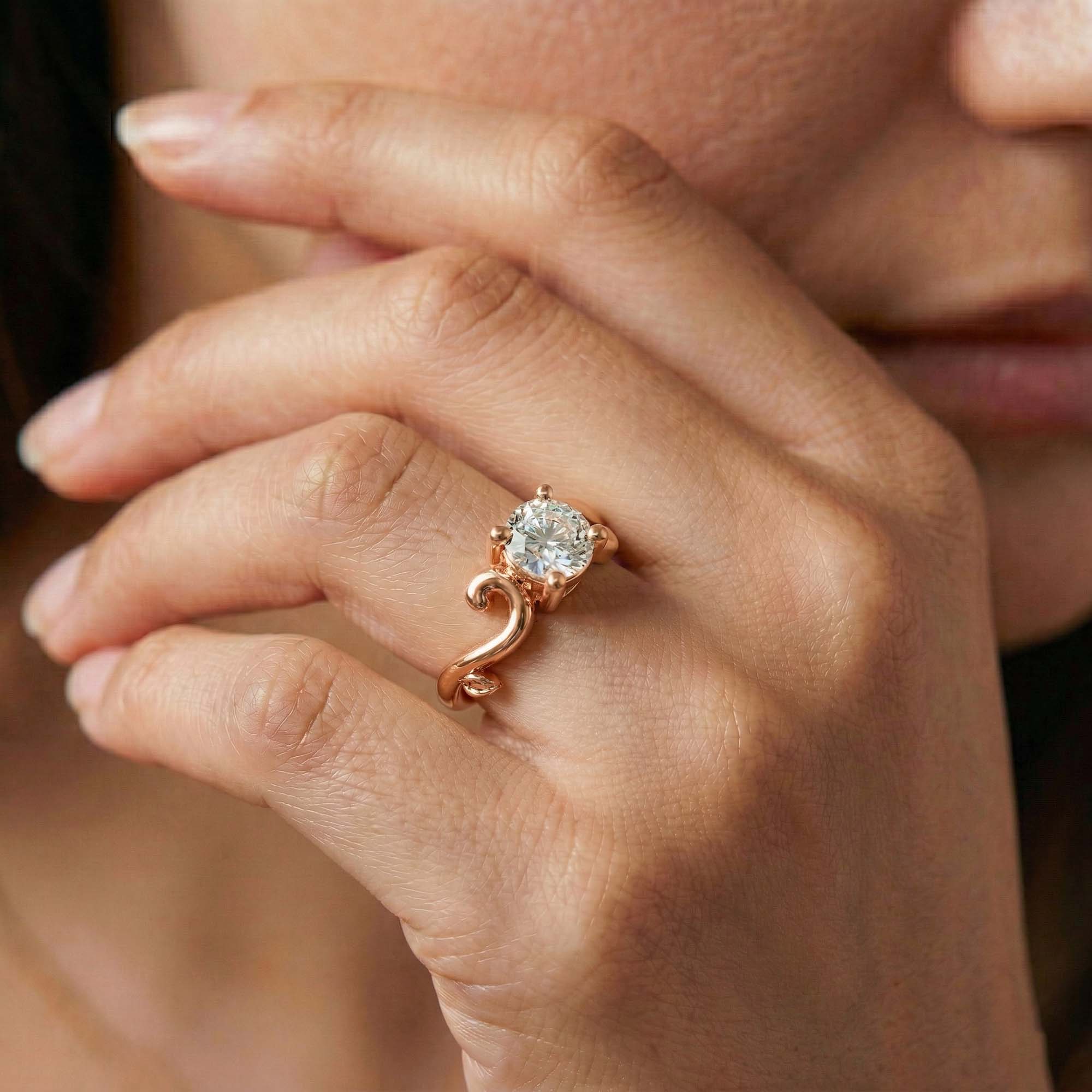 Solitaire Ring in 18K Rose Gold with Lab grown diamond thumbnail