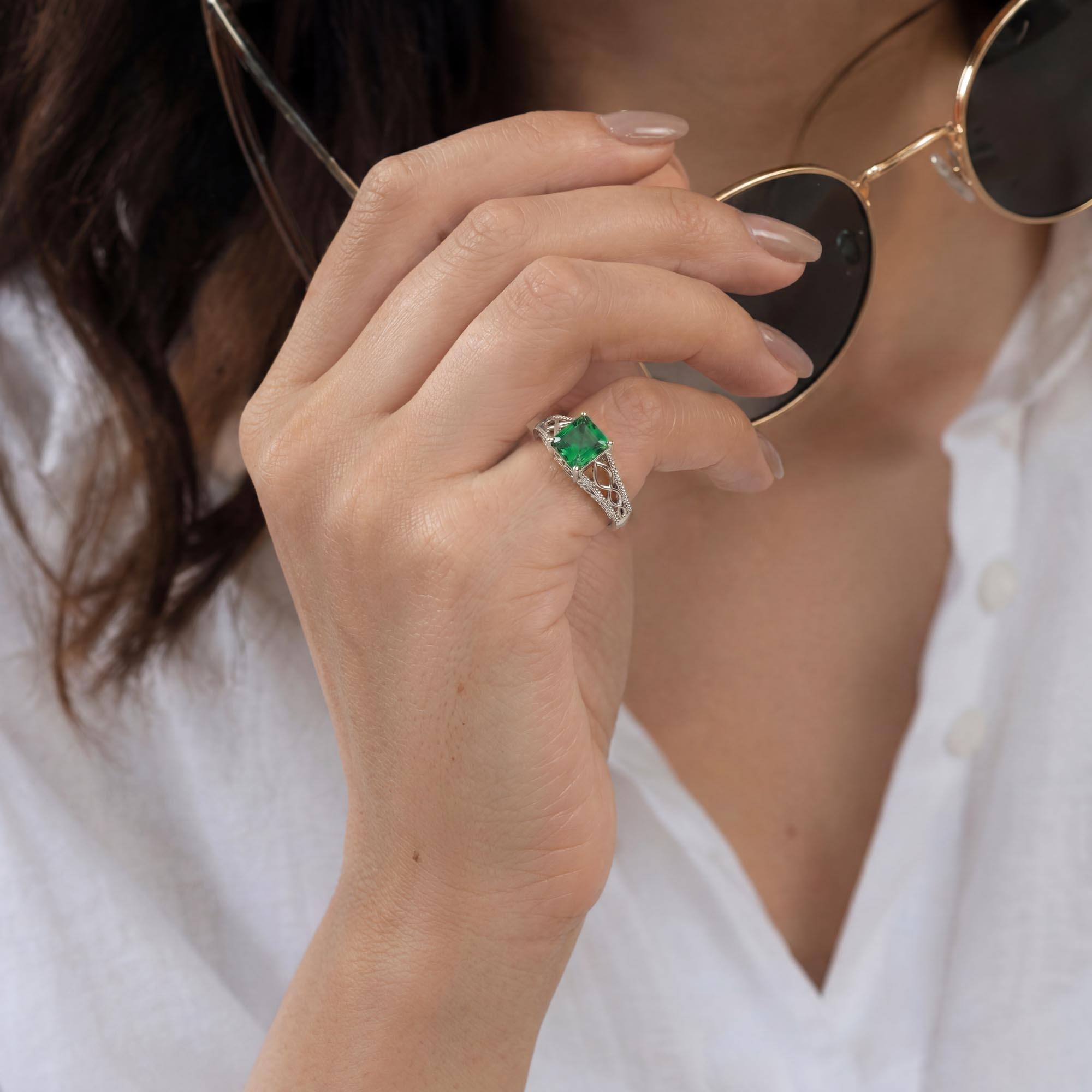 Emerald (Panna) Ring in 18K White Gold – Cushion 8 mm, Prong Setting, 4 g (Design K15-6) thumbnail